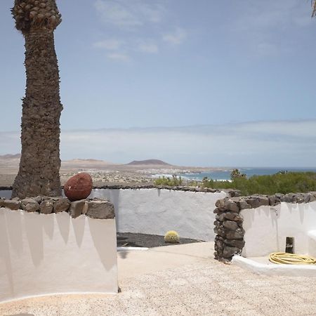 Bungalow Con Vistas Al Mar カレタ・デ・ファマラ エクステリア 写真