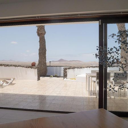 Bungalow Con Vistas Al Mar カレタ・デ・ファマラ エクステリア 写真
