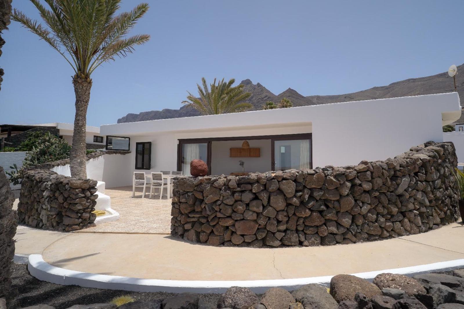 Bungalow Con Vistas Al Mar カレタ・デ・ファマラ エクステリア 写真