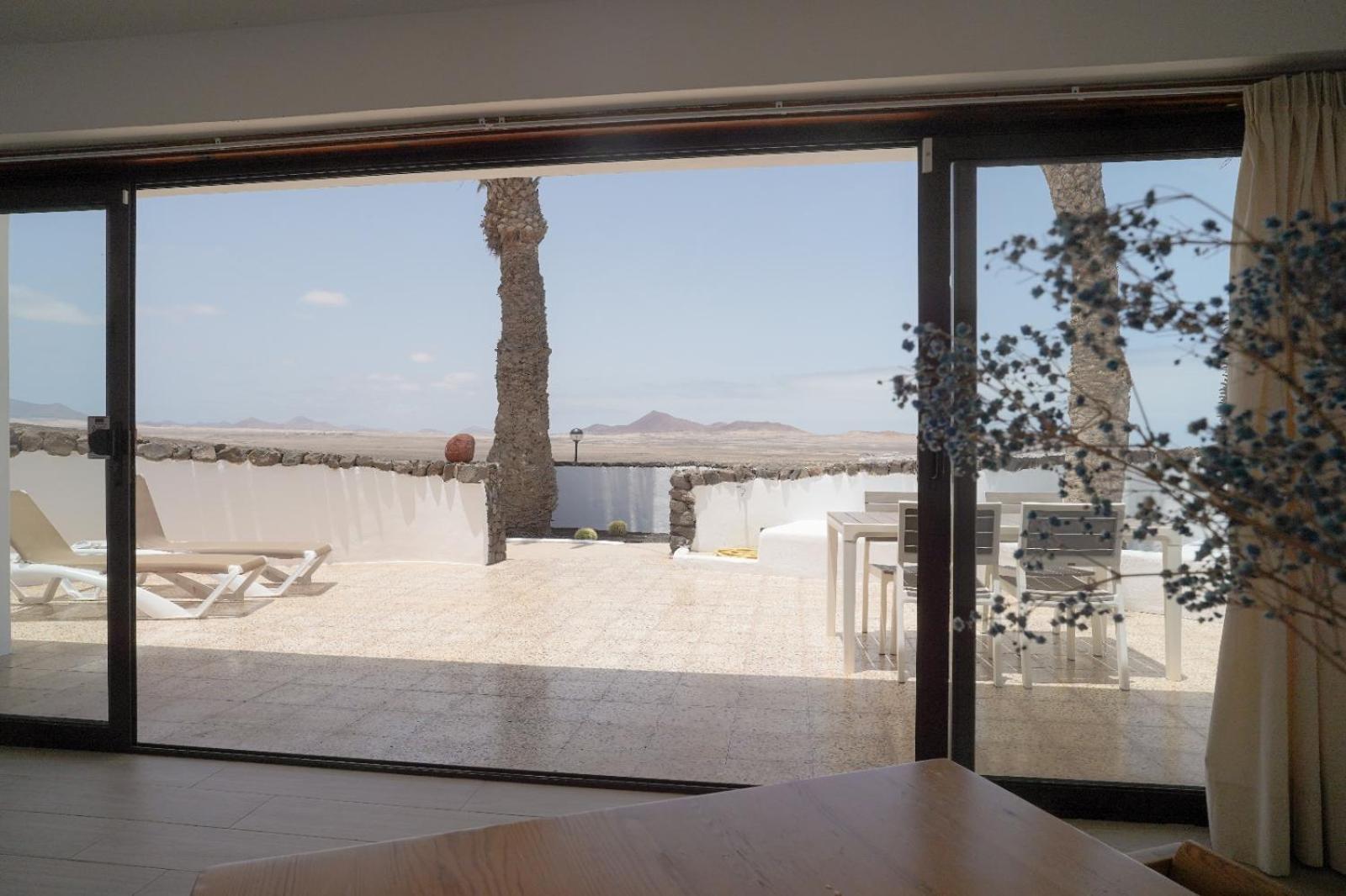 Bungalow Con Vistas Al Mar カレタ・デ・ファマラ エクステリア 写真