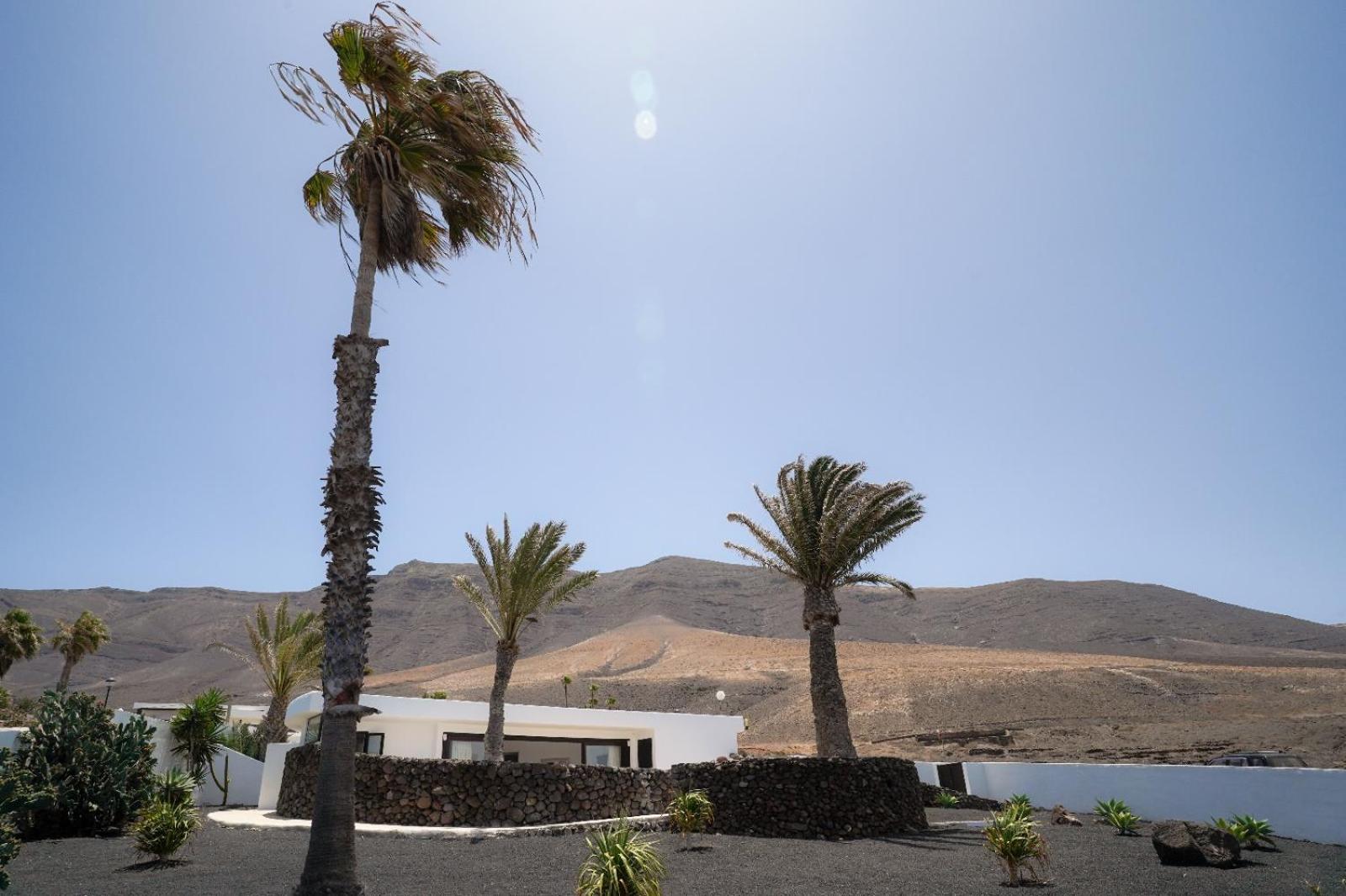 Bungalow Con Vistas Al Mar カレタ・デ・ファマラ エクステリア 写真