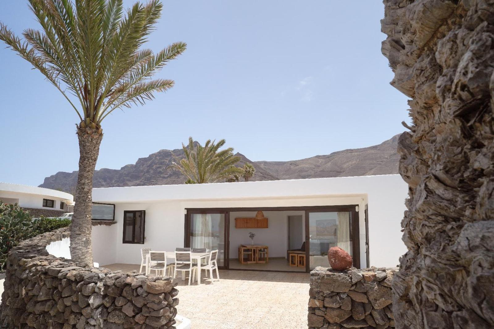 Bungalow Con Vistas Al Mar カレタ・デ・ファマラ エクステリア 写真